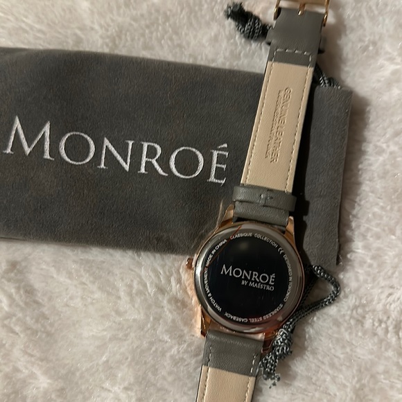 NWT Monroe Classique Watch in Sunburst Solerose - Picture 4 of 4